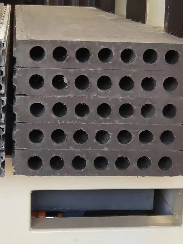 ����ˮ��ǽ��