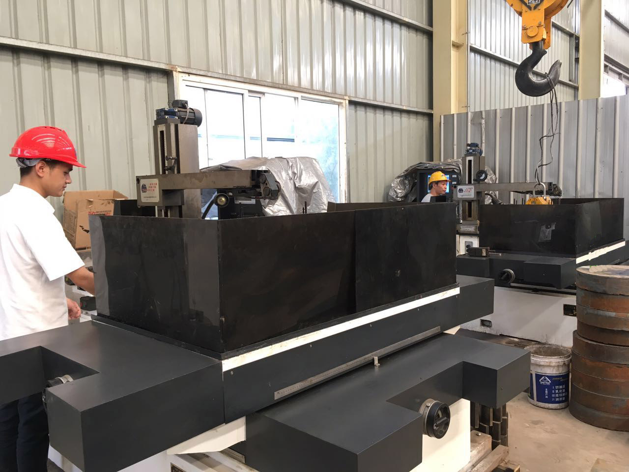 �����и��ͼƬ