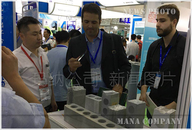 Õ¹»á¿ÍÉ̲ιÛÂêÄÉǽ°åÉú²úÏßչ̨ͼ4 Õ¹»á¿ÍÉ̲ιÛÂêÄÉǽ°åÉú²úÏßչ̨ͼ4